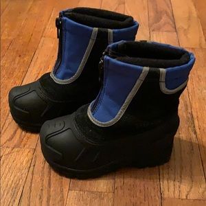 Toddler Boy Snow Boots (Sz 9) Basically like new!